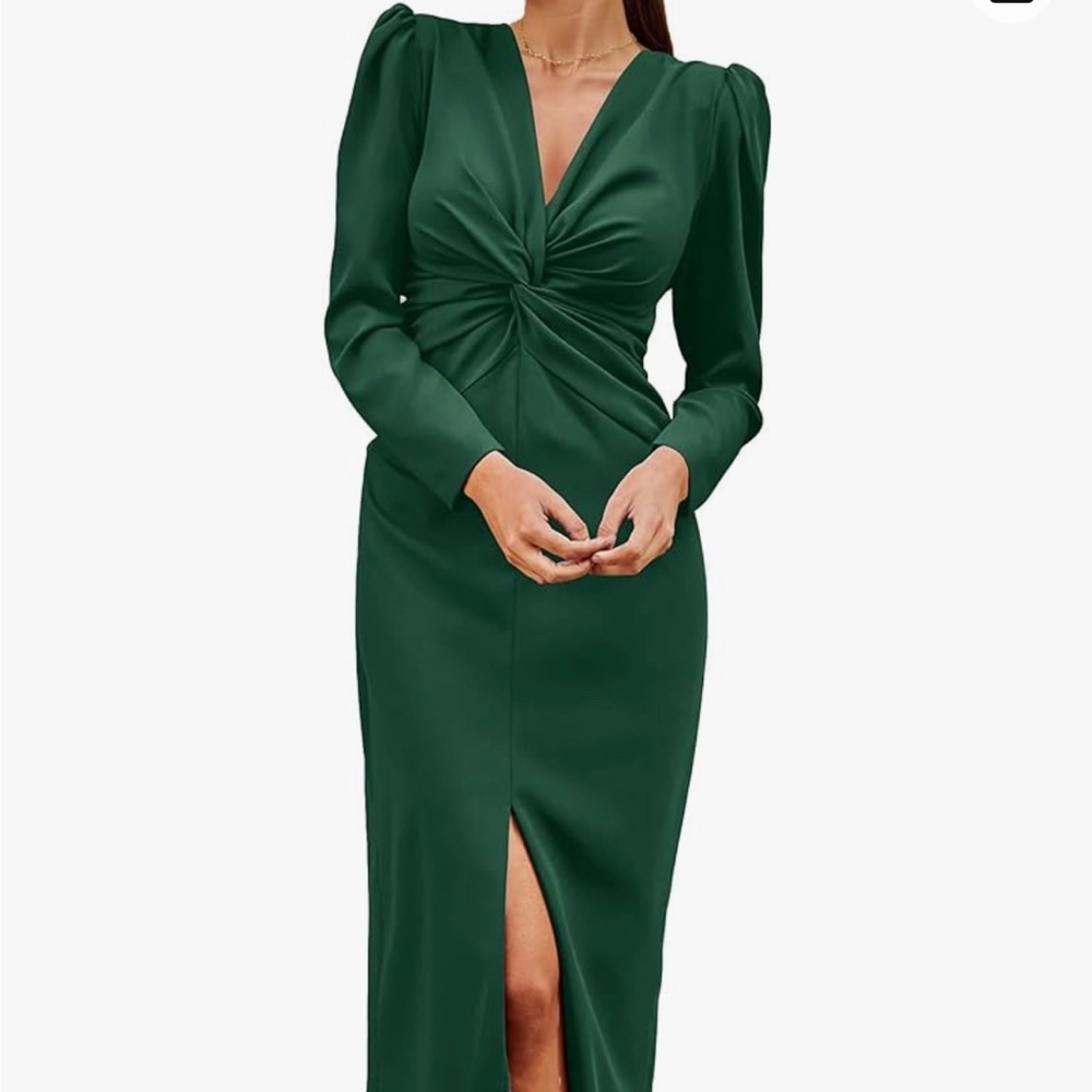 Long Sleeve twisted Green Midi dress Size S